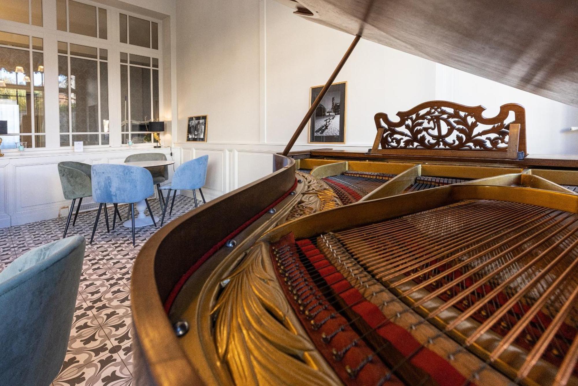 La Maison Blanche - Apparthotels De Charme Chic & Cosy A 350M Du Coeur De Ville De Limoges - Acces Autonome エクステリア 写真
