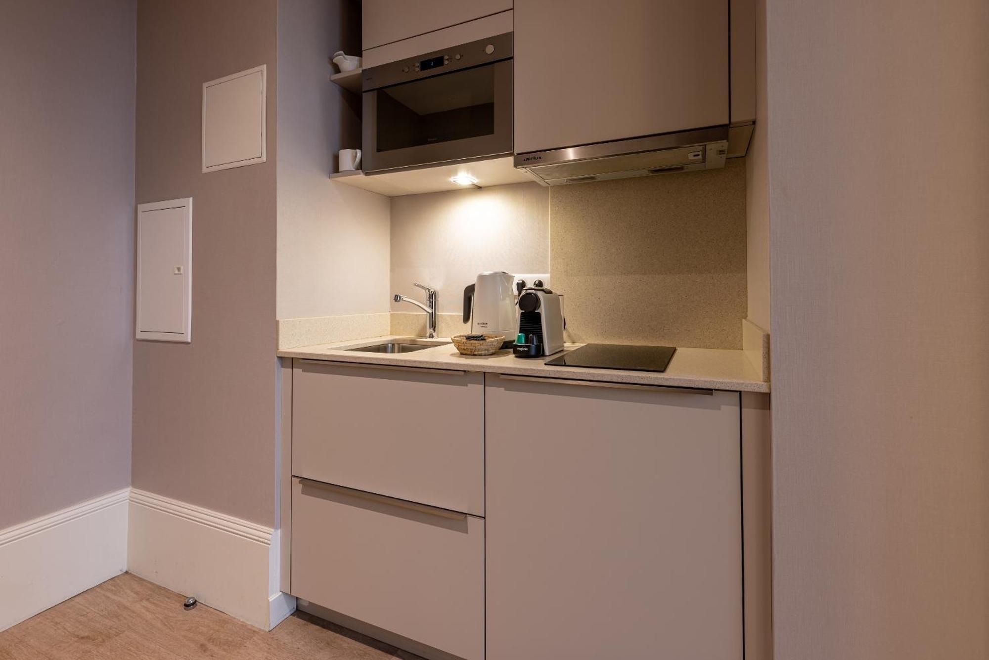 La Maison Blanche - Apparthotels De Charme Chic & Cosy A 350M Du Coeur De Ville De Limoges - Acces Autonome エクステリア 写真