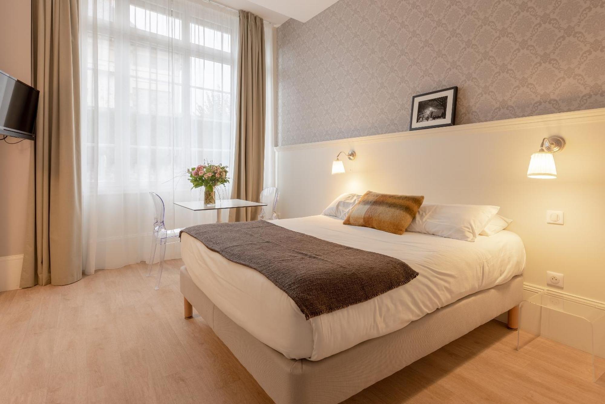 La Maison Blanche - Apparthotels De Charme Chic & Cosy A 350M Du Coeur De Ville De Limoges - Acces Autonome 部屋 写真